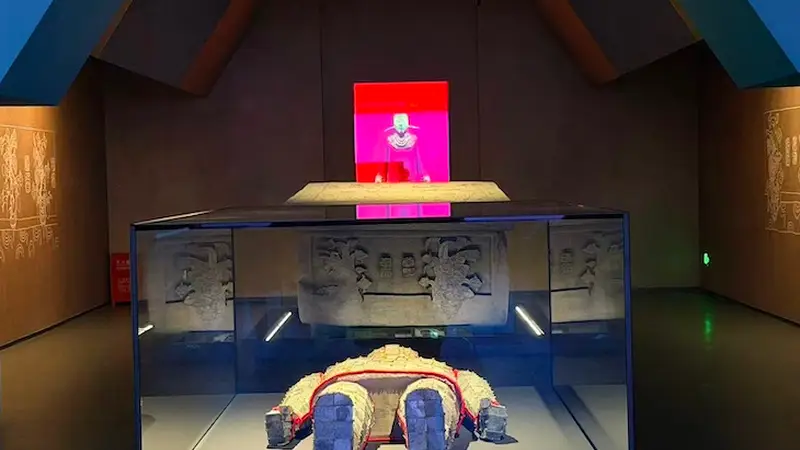 专访|策展人:“世界树”大展讲的是文明和宇宙的故事