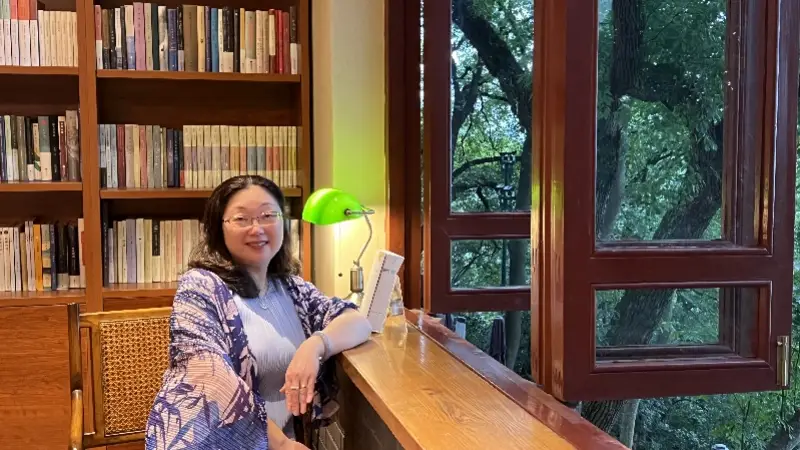 杨怡芬谈《鱼尾纹》：人生的褶皱里暗藏不可言说之物