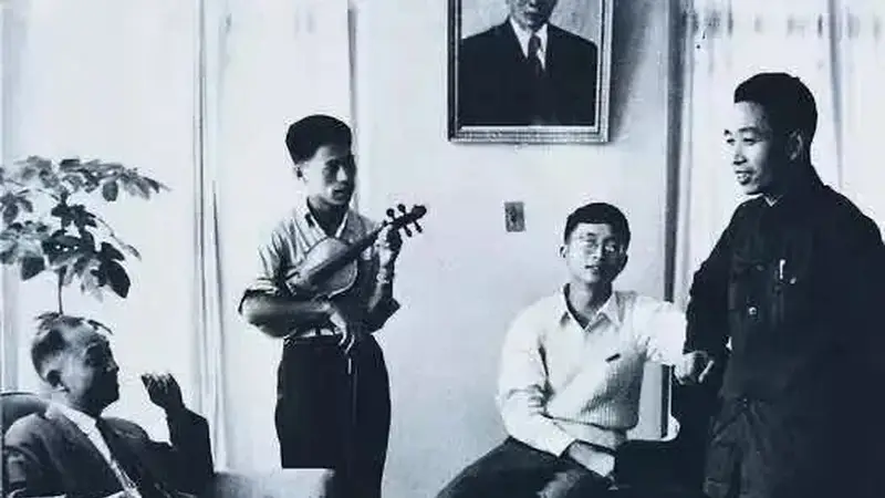 著名作曲家陈钢去世,享年91岁