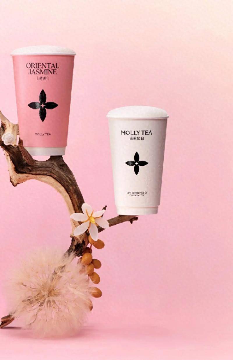 中式奶茶撞LV四叶花，赔1030万引争论，老祖宗纹样咋成私产了？