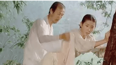这部限制级韩片里，最让人窒息的不是越界，是夫妻俩在餐桌前的沉默