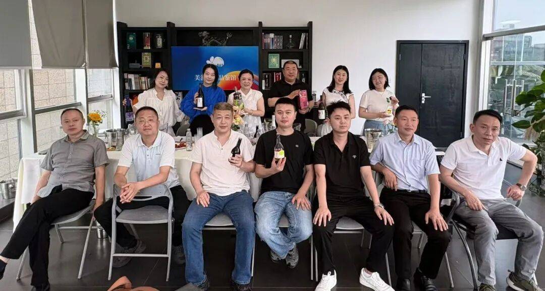 告别“剧本式”品鉴：一场“零压”实践背后的选品升维