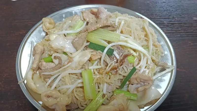 北流生料炒粉为何能成半生念想 这份地道滋味藏着老食客的感慨