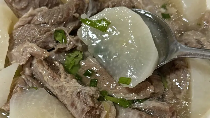 鲜掉眉毛!清汤萝卜牛肋条,清淡治愈家常菜