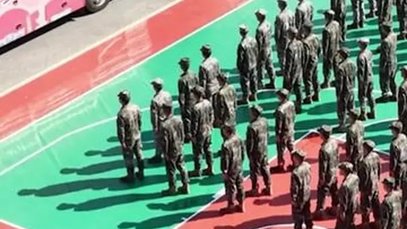 驻地血库告急！武警官兵第一时间组织无偿献血