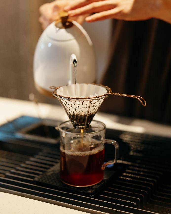 喜茶全新店型“喜茶工艺”亮相广州石牌桥店
