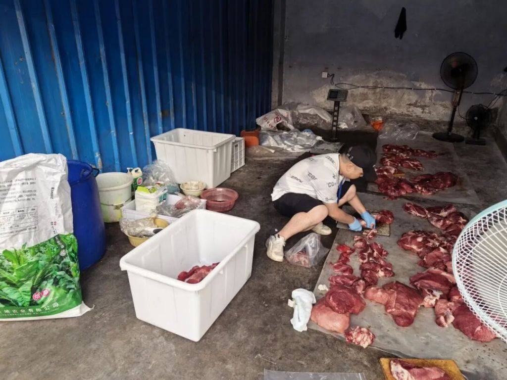 挂“牛头”卖猪肉 ，四川什邡警方打掉一跨区域制假售假团伙